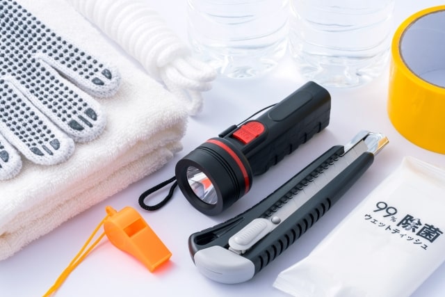 懐中電灯など防災グッズ